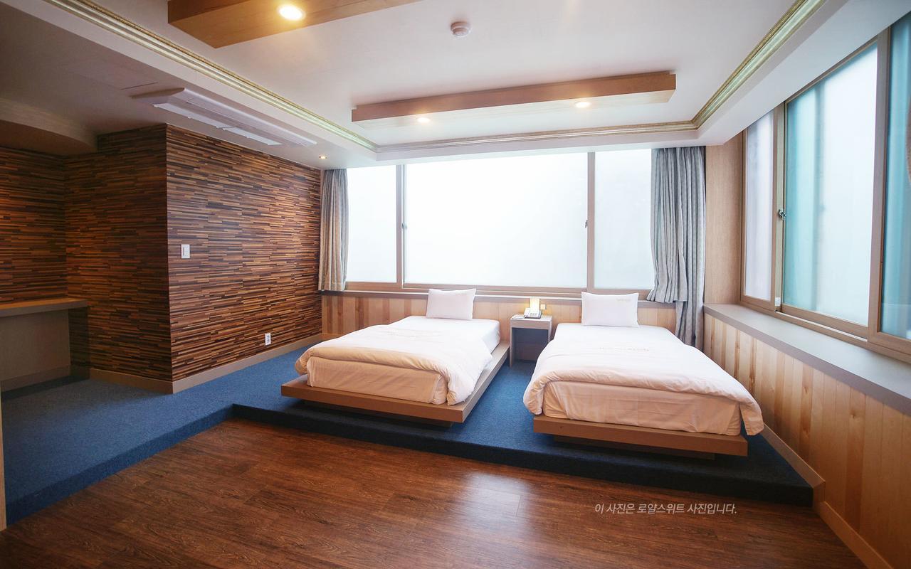 호텔 라움 제주 외부 사진