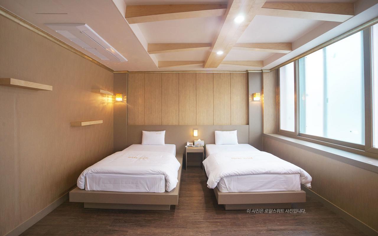 호텔 라움 제주 외부 사진