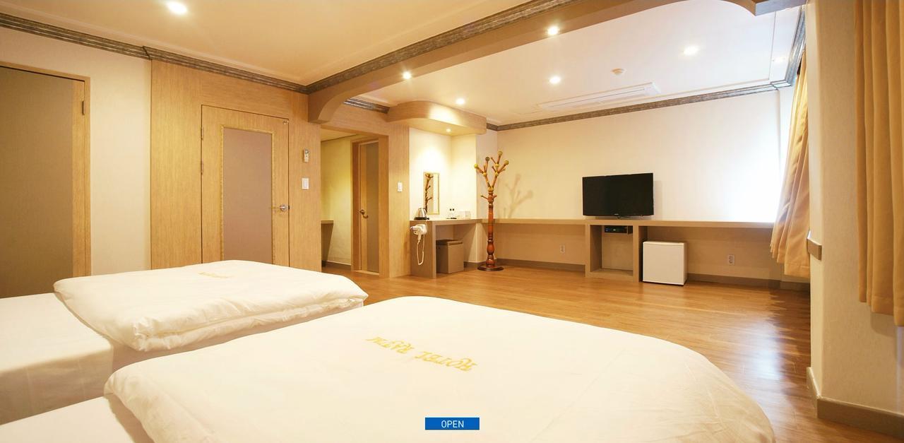 호텔 라움 제주 외부 사진